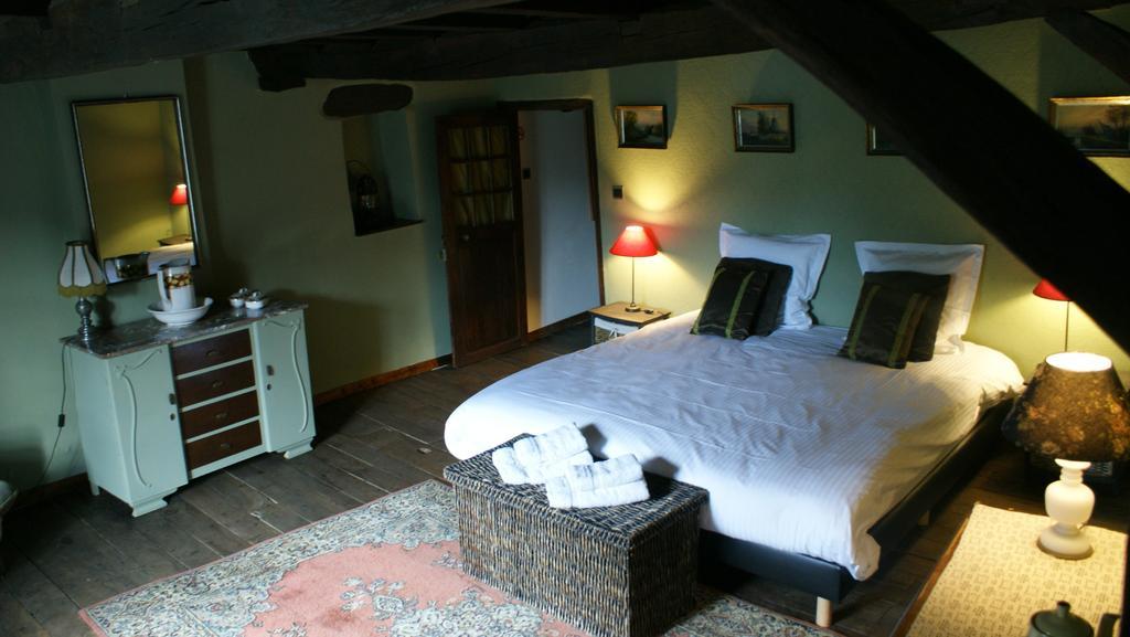 B&B Le Secret Du Bois Bourseigne-Vieille Экстерьер фото